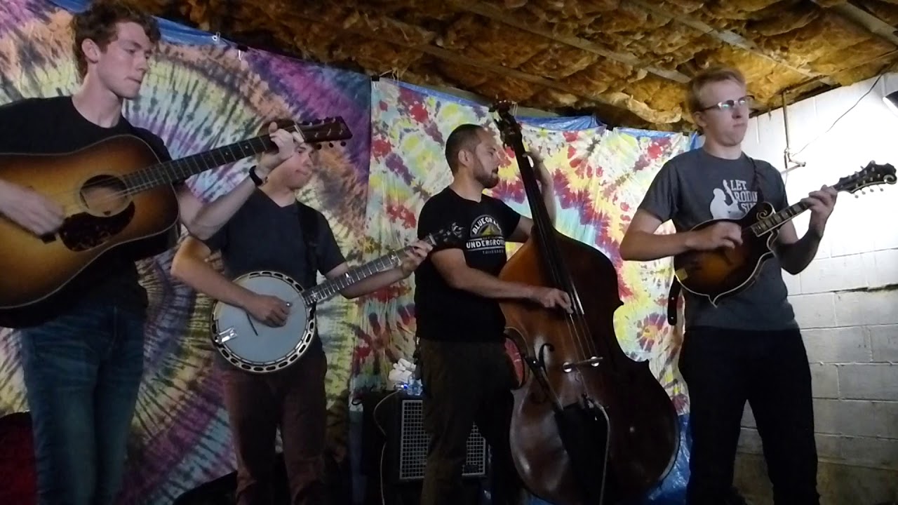 Circus No. 9 "I Know What It Means To Be Lonesome"