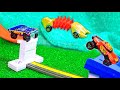 Hot Wheels High Jump - Stunts of cars in Flight and ski jumping Cars Cars lab. Jumping and spinning