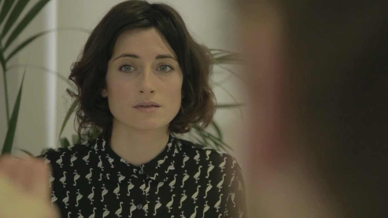 Qui A Joué Esme Shelby