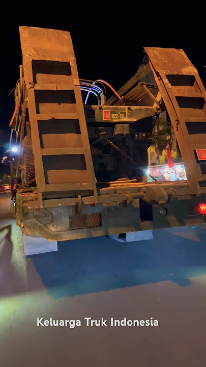 Inilah Truk Tampak Dari Belakang 🤚 Lagu truk oleng Versi Allahul Kaafi 😎 Truck