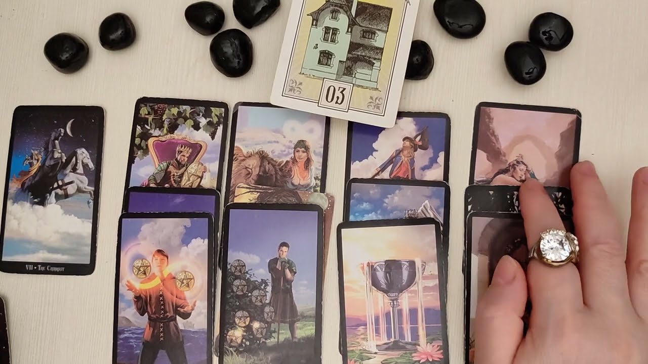 🌸Pick A Card🌸| Ποιο Είναι Το Άτομο Που Σε Ποθεί;