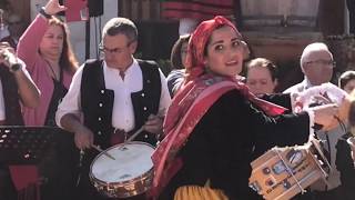 60-SECOND EXCURSION: Dancers of the Harvest Festival in Peñafiel, Spain