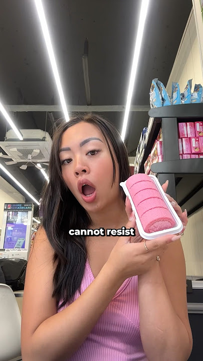 pink challenge 🌸 eating at the korean convenience store! #shorts