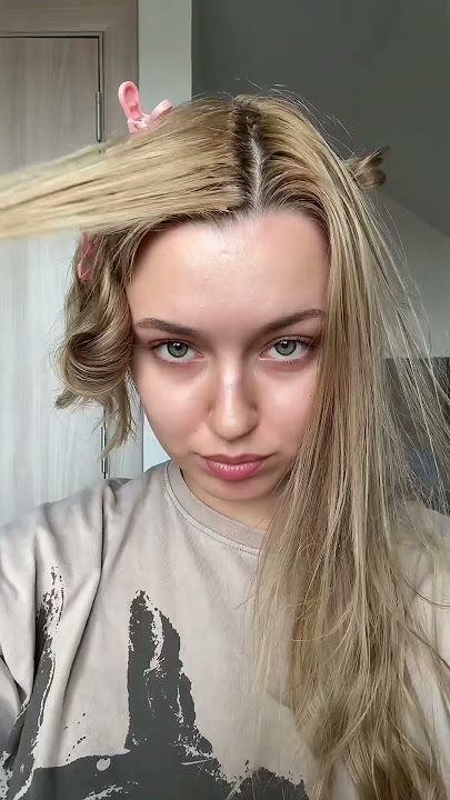 root touch up at home🙌 I used loreal excellence pure blonde 03 #short #shorts # i.ayyina