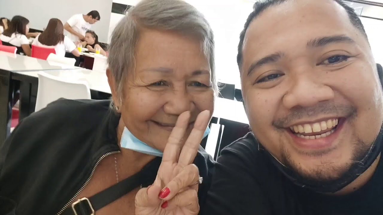 MOMMY GANGSTER, NAG FOOD TRIP. UNLIMITED HIPON /UNLIMITED TUNA BELLY.