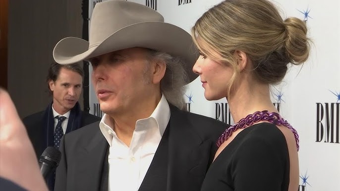Dwight Yoakam honored