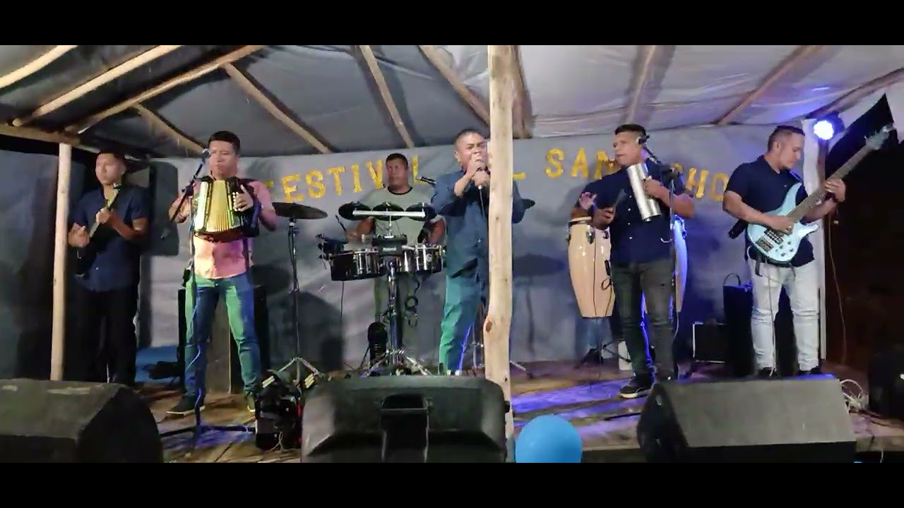 Presentación de Ezequiel Flaco en santa rosa de capira ..festival del sancocho 