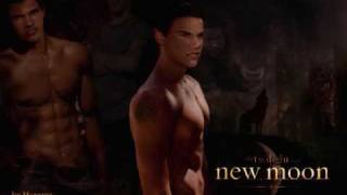 Hott New Taylor Lautner Pictures