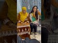 راجع من الشغل شاف شي غريب 