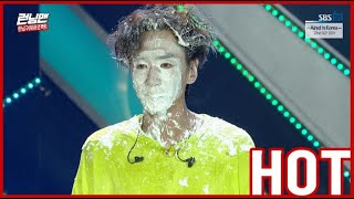 [HOT CLIPS] [RUNNINGMAN]  | RUNNING9 Fan Meeting : Group Song STAGE! Why does Kwangsu face?(ENG SUB)