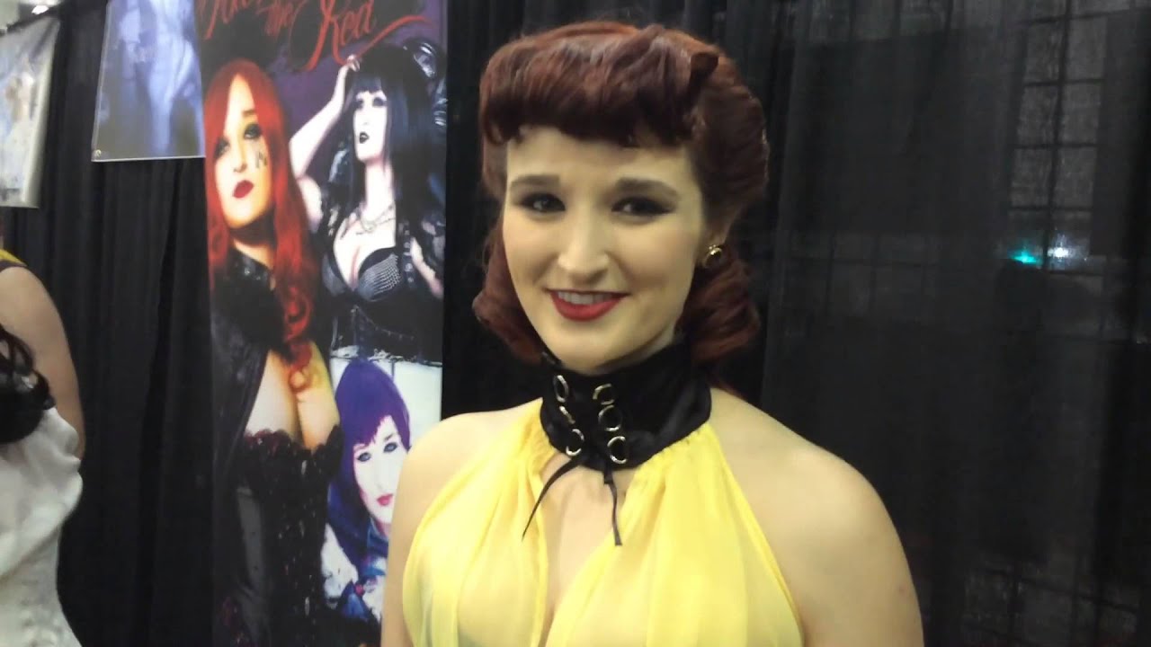 Alexandria the Red as Silk Spectre Pt 1