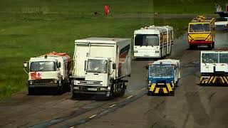 Top Gear Airport Vehicles Race (S14E4) 3 6
Playlist
https://www.youtube.com/playlist?list=PLWpVvJ8o7wzweorMHaaME301OYb9brMeY
Check out the channel to see other playlists, the Reddit and the Patreon page.
#topgear #topgearuk #topgearspecial
Thanks to B Blažević and P Smuk for supporting on Patreon. Top Gear Airport Vehicles Race (S14E4) 3 6