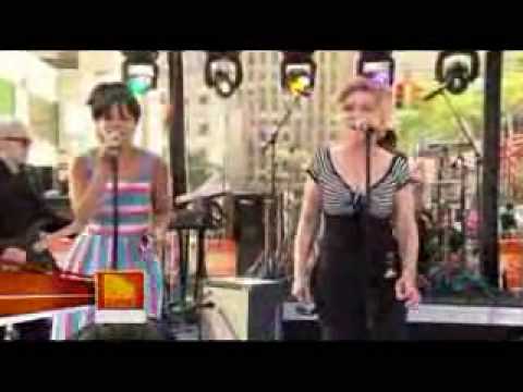 Blondie featuring Lily Allen - Heart of Glass