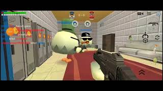 Играю по сети в Chicken Gun