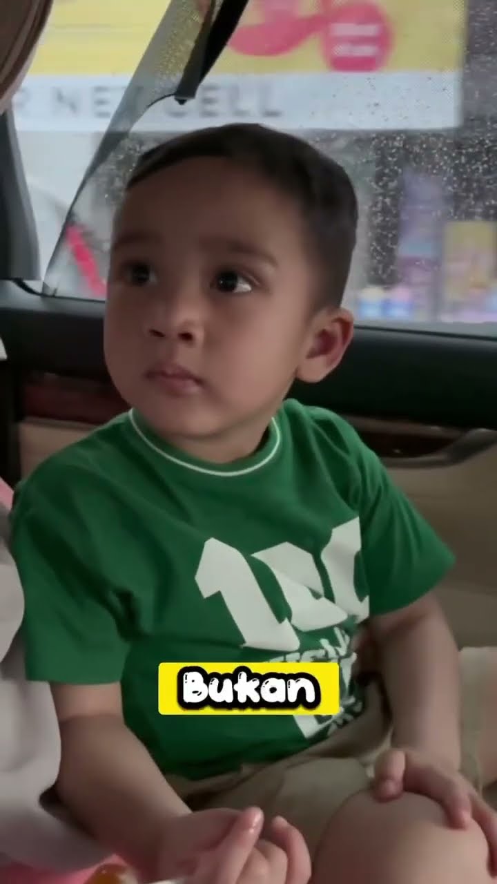 Absen superhero! Udah kayak bestie yaa