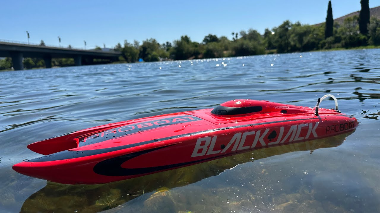 Proboat Blackjack 29 v3 6s fun run.