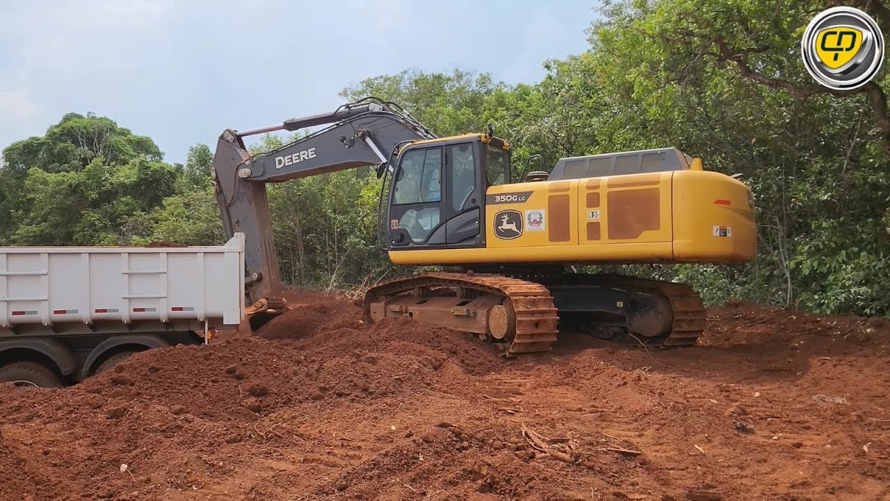 PC 350G JOHN DEERE NO CARREGAMENTO/Escavadeira Hidráulica/Excavator/Motoniveladora/Patrol/Patrola.