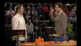 TV-Show-Division-World Record - Cup Stacking - Cycle