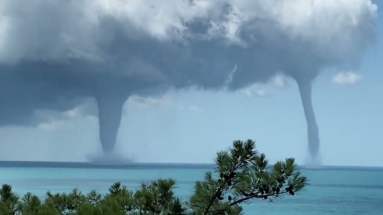 Смерч из моря