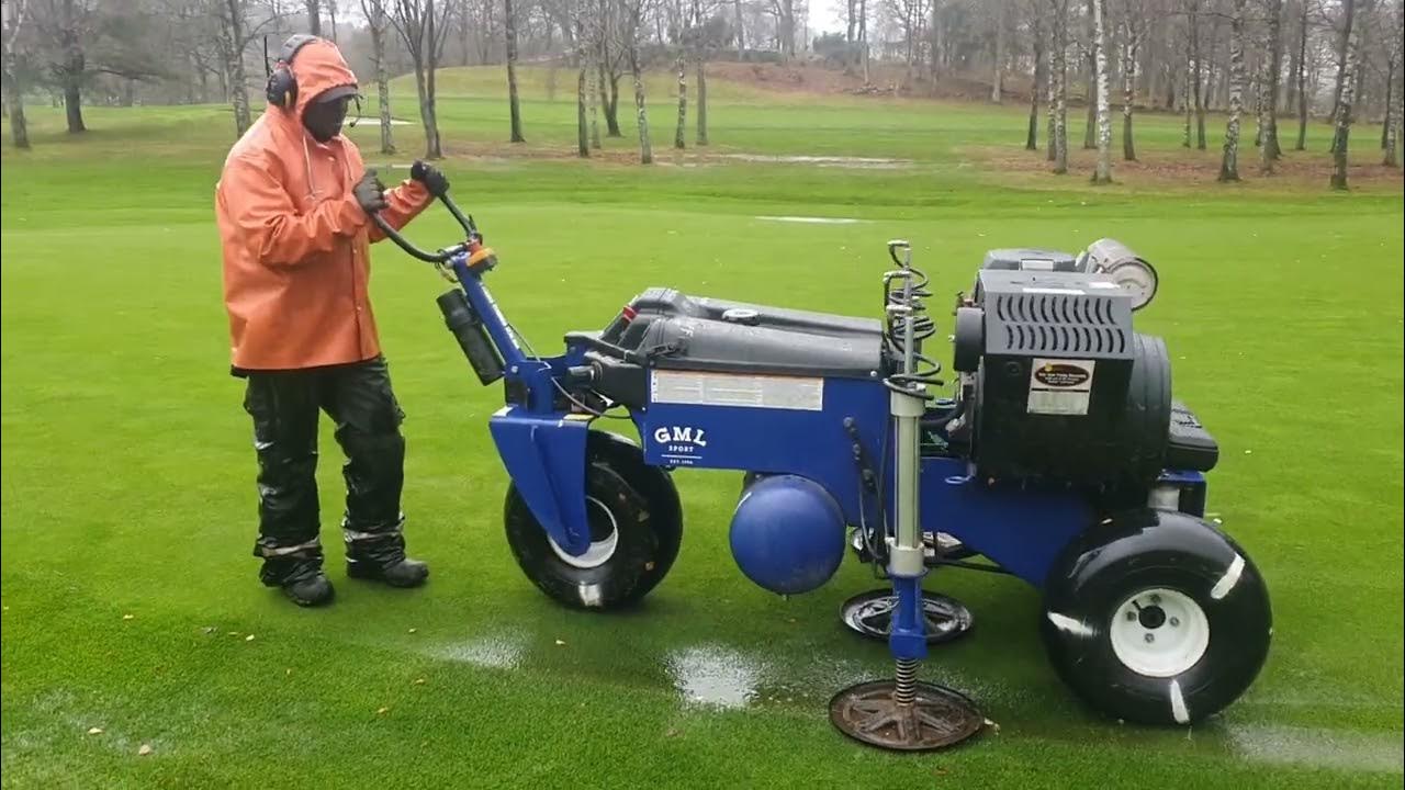 The Machines to comprise air into golf course parting Green to make the The Machines to comprise air into golf course parting Green to make the