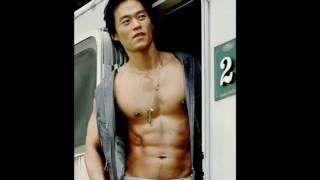 SEXY HUNKS SLIDESHOW