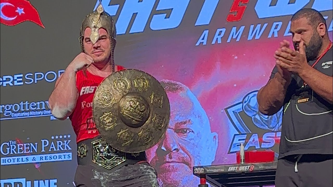 Devon Larratt vs Ermes Gasparini - EvW9 Best EvW card so far! - YouTube