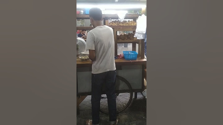 BAKSO INI LARIS KARENA PESUGIHAN? LIHAT SAJA ADA PENAMPAKANYA!