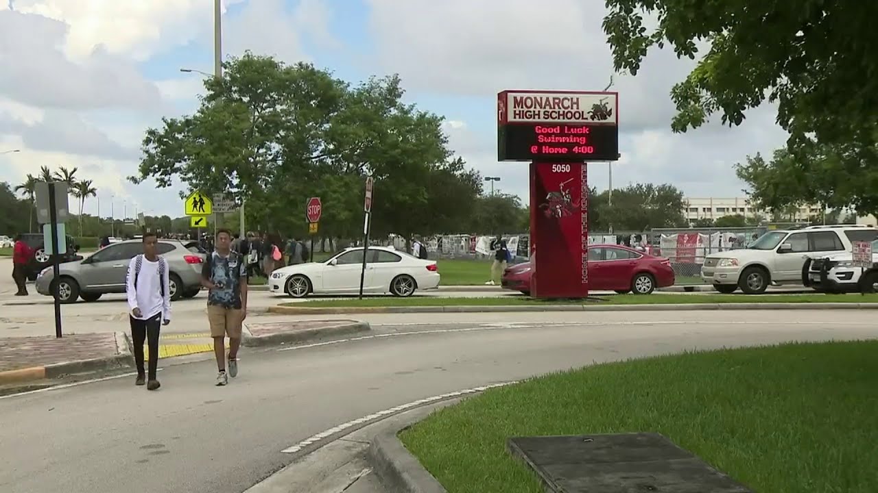 Teen facing charges after bringing BB gun to school, police say - YouTube
