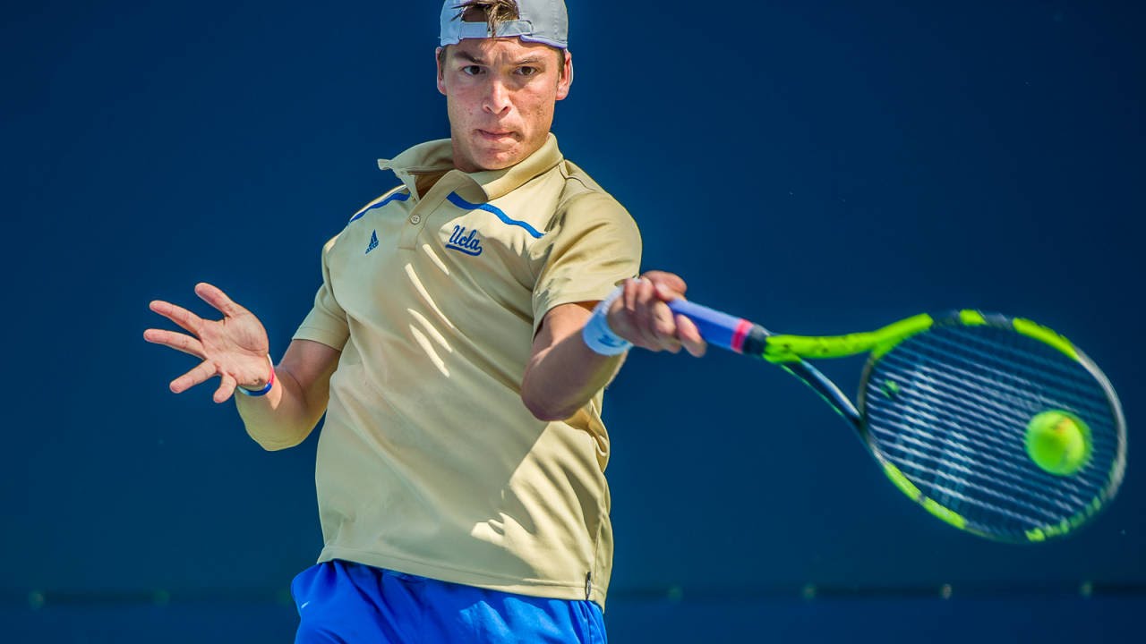 Recap: UCLA men and USC women top their cross-town rivals in tennis