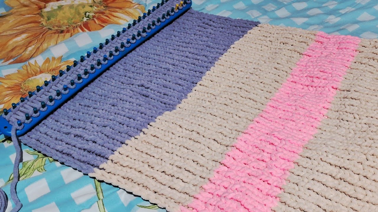 Mantita tejida en telar rectangular