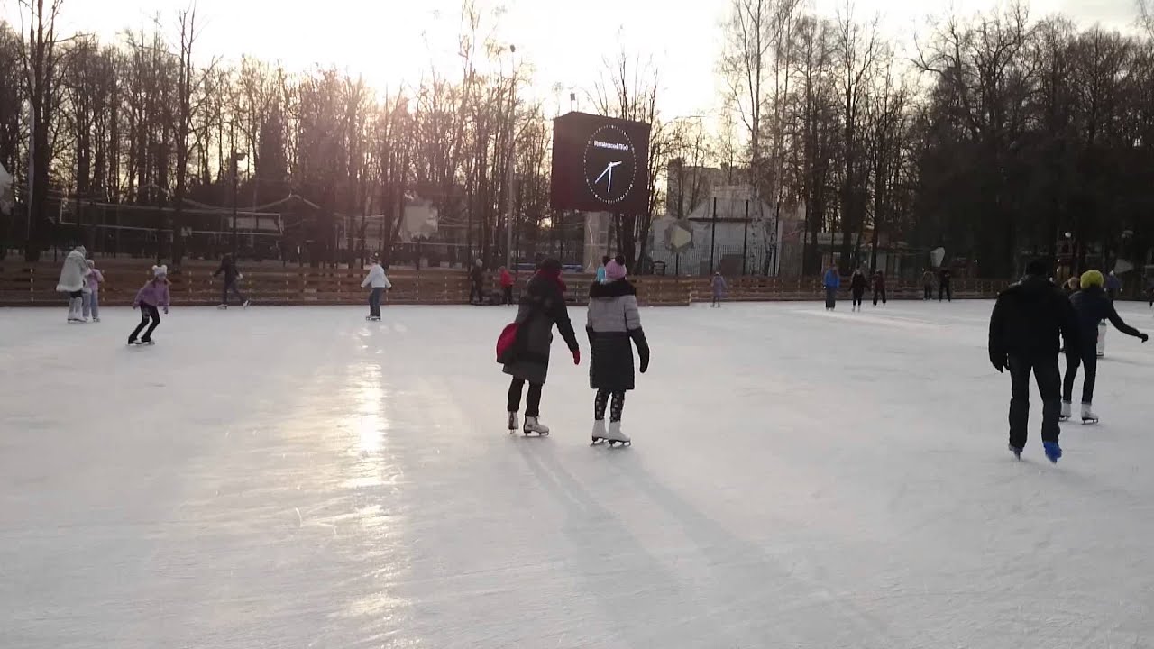 Каток в измайловском парке серебряный лед