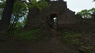 Zamek Cisy z drona: Ciasne przeloty (Pavo 20 Pro II Cinematic FPV)