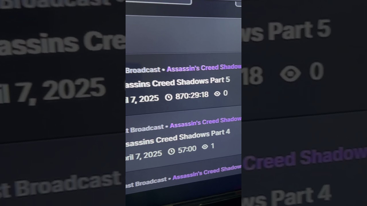 Can anyone help me fix this twitch glitch/bug 🥺🥺🥺
