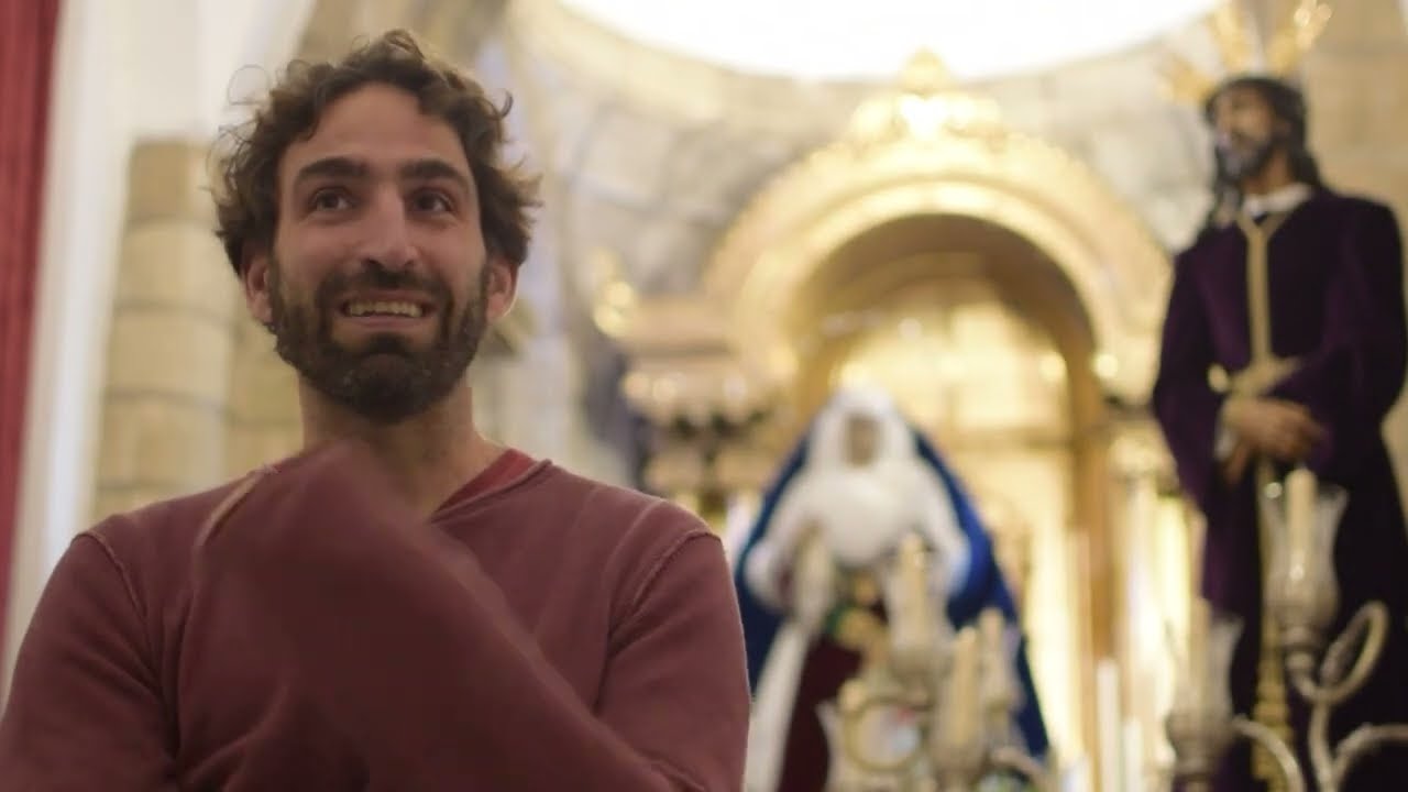 LA SENSACIÓN ÚNICA DE VESTIR LA TÚNICA