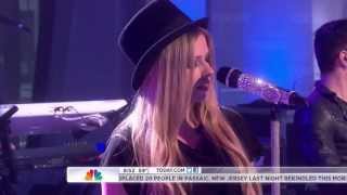 Avril Lavigne - Here's To Never Growing Up @ Today Show