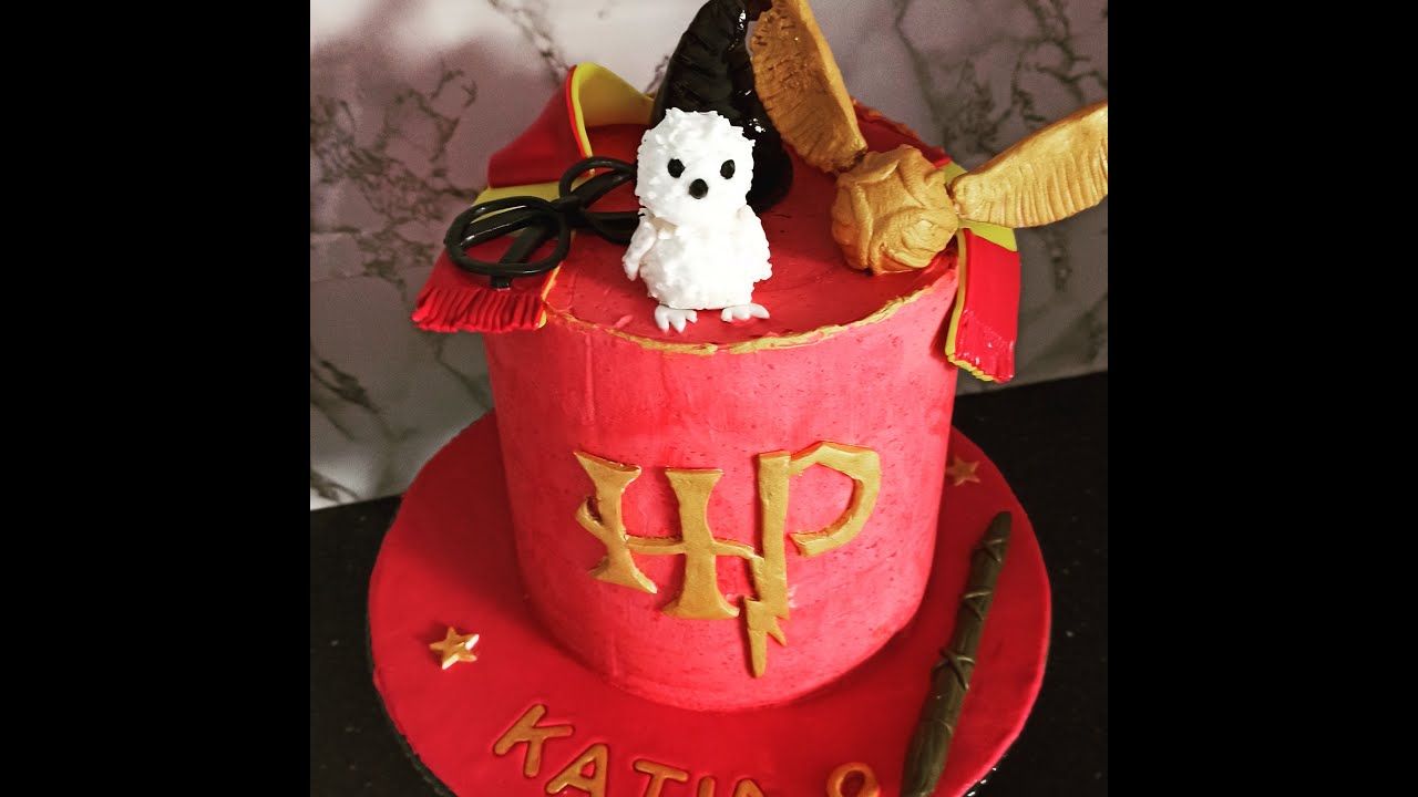 Une fête d'anniversaire Harry Potter #2  Gâteau d'anniversaire harry potter,  Anniversaire harry potter, Harry potter gâteau