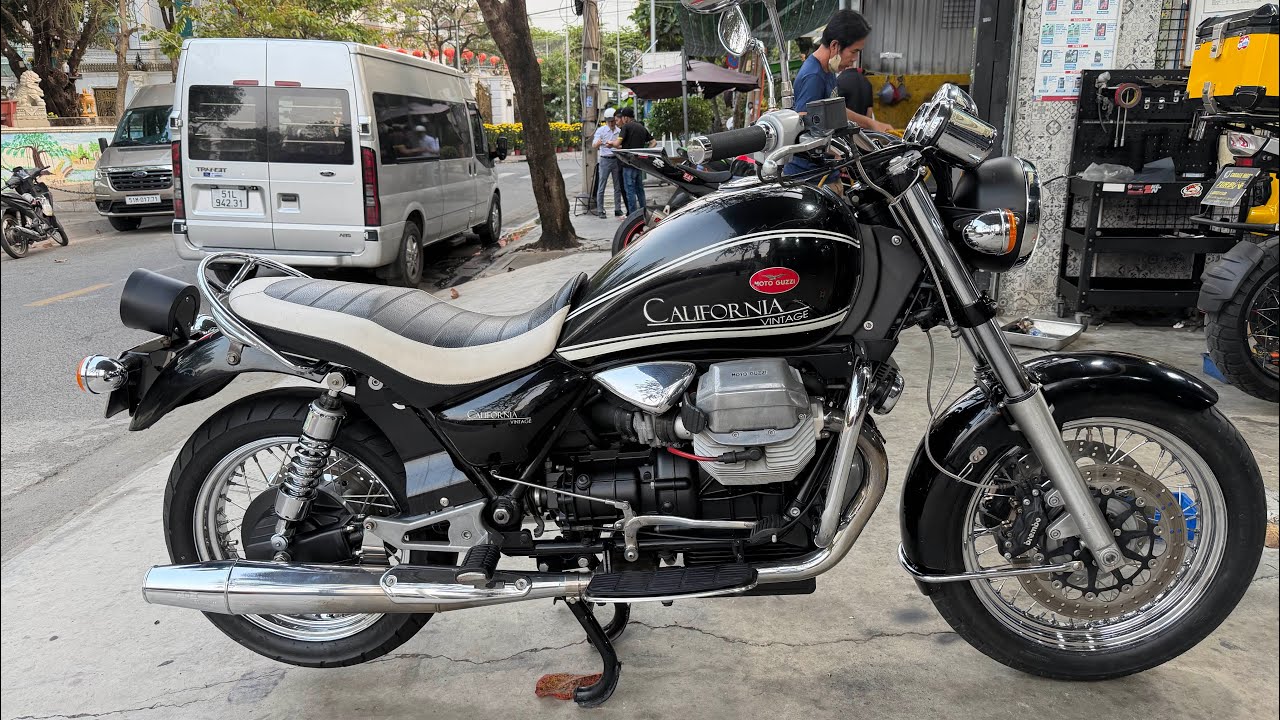 Moto Guzzi 1 chủ đập thùng odo 6000km giá 1xxtr