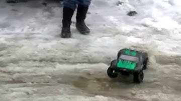 2wd traxxas slash-snow bash