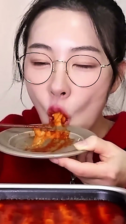 Spicy Cheesy Tteokbokki (Rice Cake) ASMR MUKBANG ©️GOODZZI