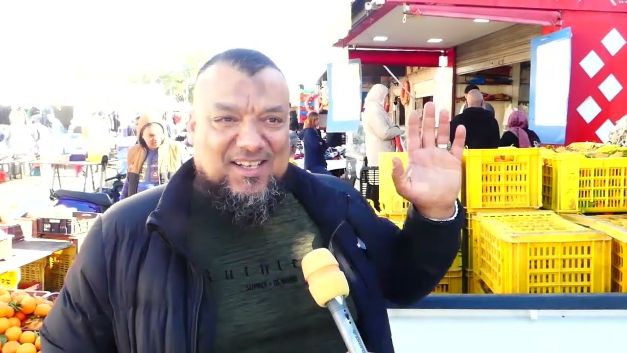 جولة في سوق حي الزهور 