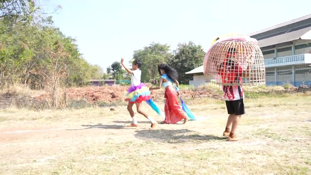 วิ่งๆๆผลัดเชียร์ลีดเดอร์C2583