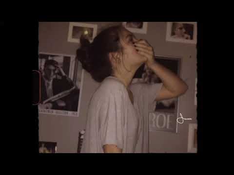 [Vietsub+Lyrics] Runaway - Aurora