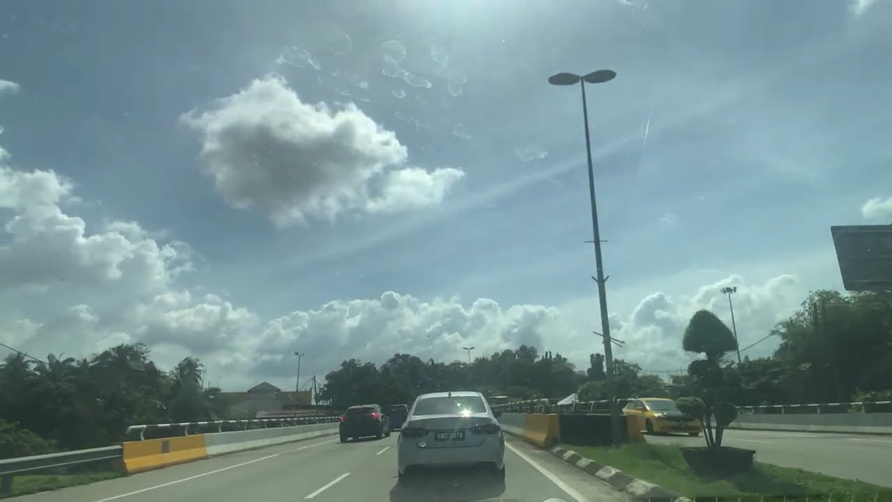 Suasana Bandar Permaisuri, Setiu, Terengganu