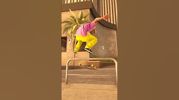 Session (Skate Sim) - A Combo with a Hippie Flip, Manual Reverts, and Session Physics! 😂 #shorts