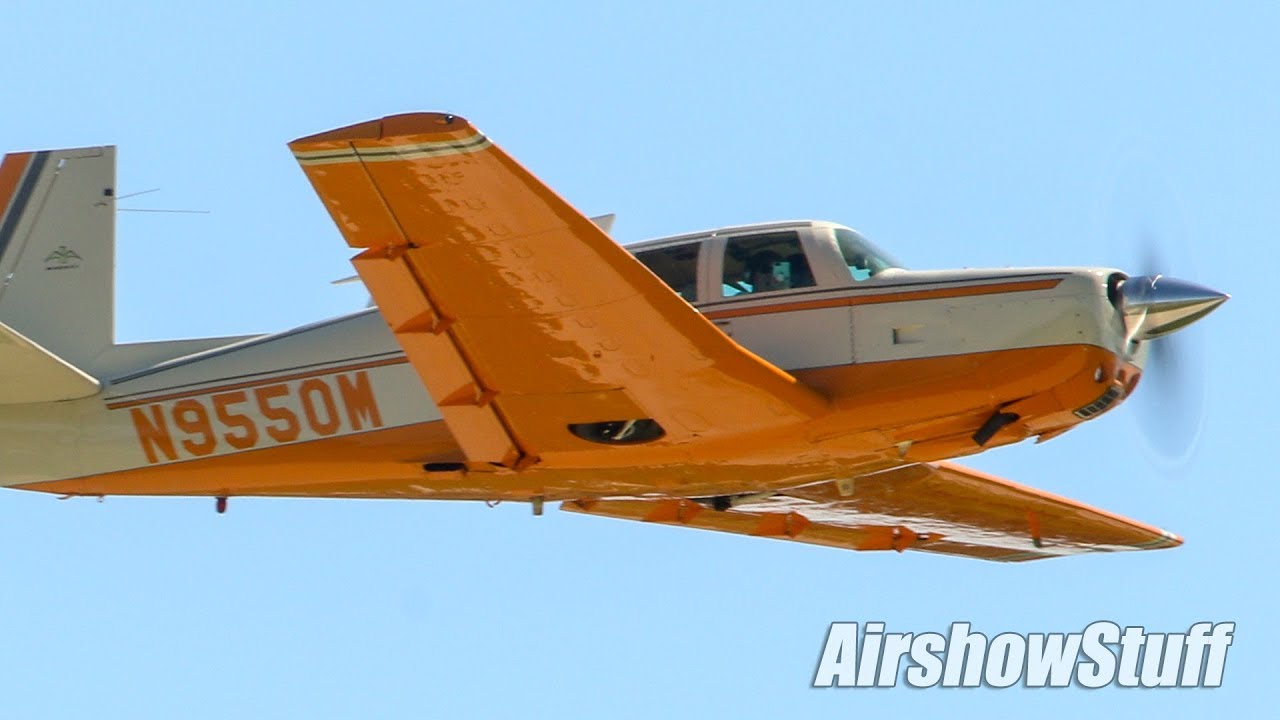 Busy Oshkosh Departures - (Sunday Part 2) - EAA AirVenture Oshkosh 2019
