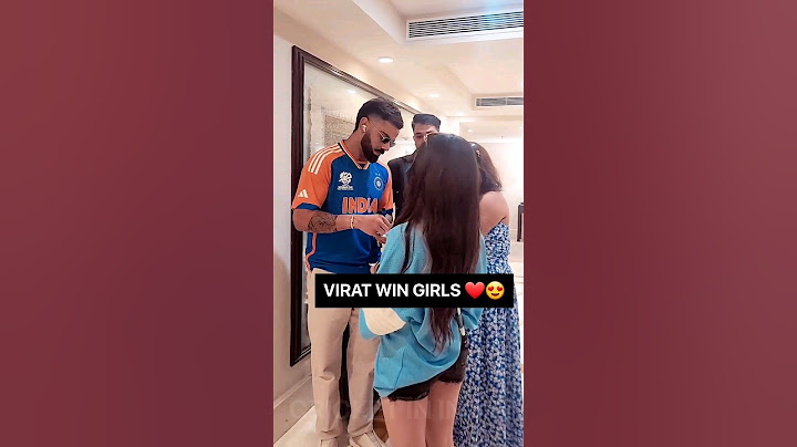 Virat Kohli did This Heartwinnnig Gesture For his Girl Fans 😍 #viratkohli #msdhoni #rohitsharma
