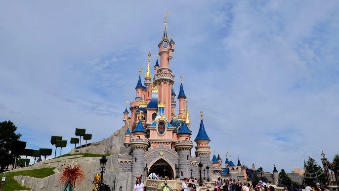 Disneyland Paris - Complete Walkthrough with Rides - 4K - with