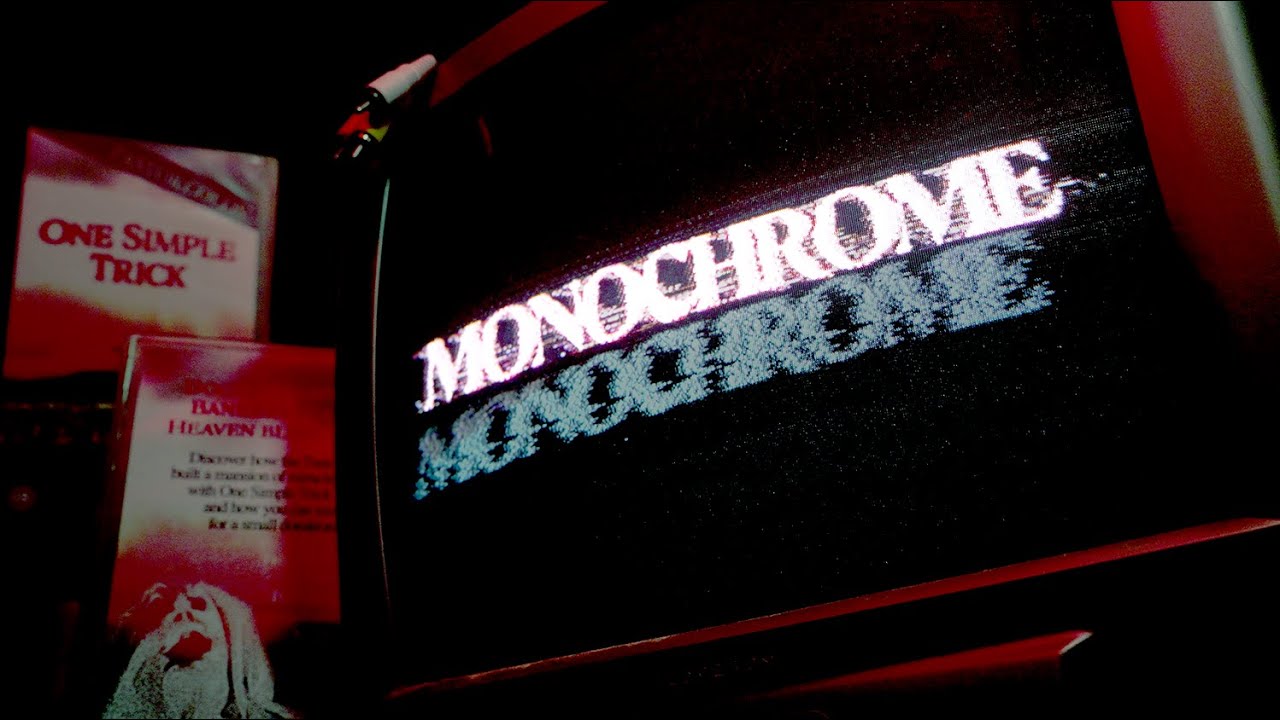 Guarda Lovejoy - Monochrome (Official Audio) su YouTube Guarda Lovejoy - Monochrome (Official Audio) su YouTube