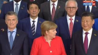 Семейное фото лидеров стран G20