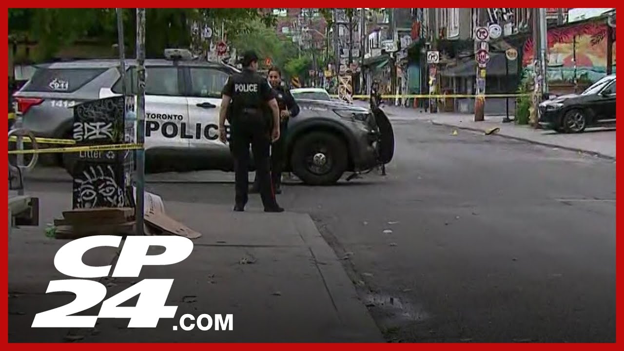 Augusta Avenue at Dundas Street closed due to police investigation